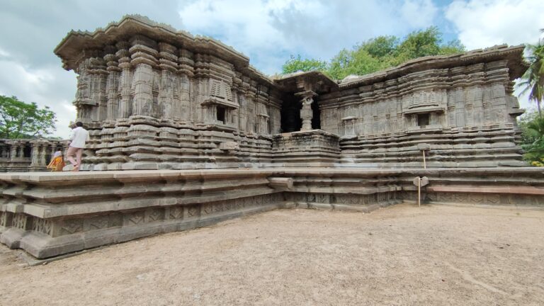 Top Day-Out Places Near Hyderabad